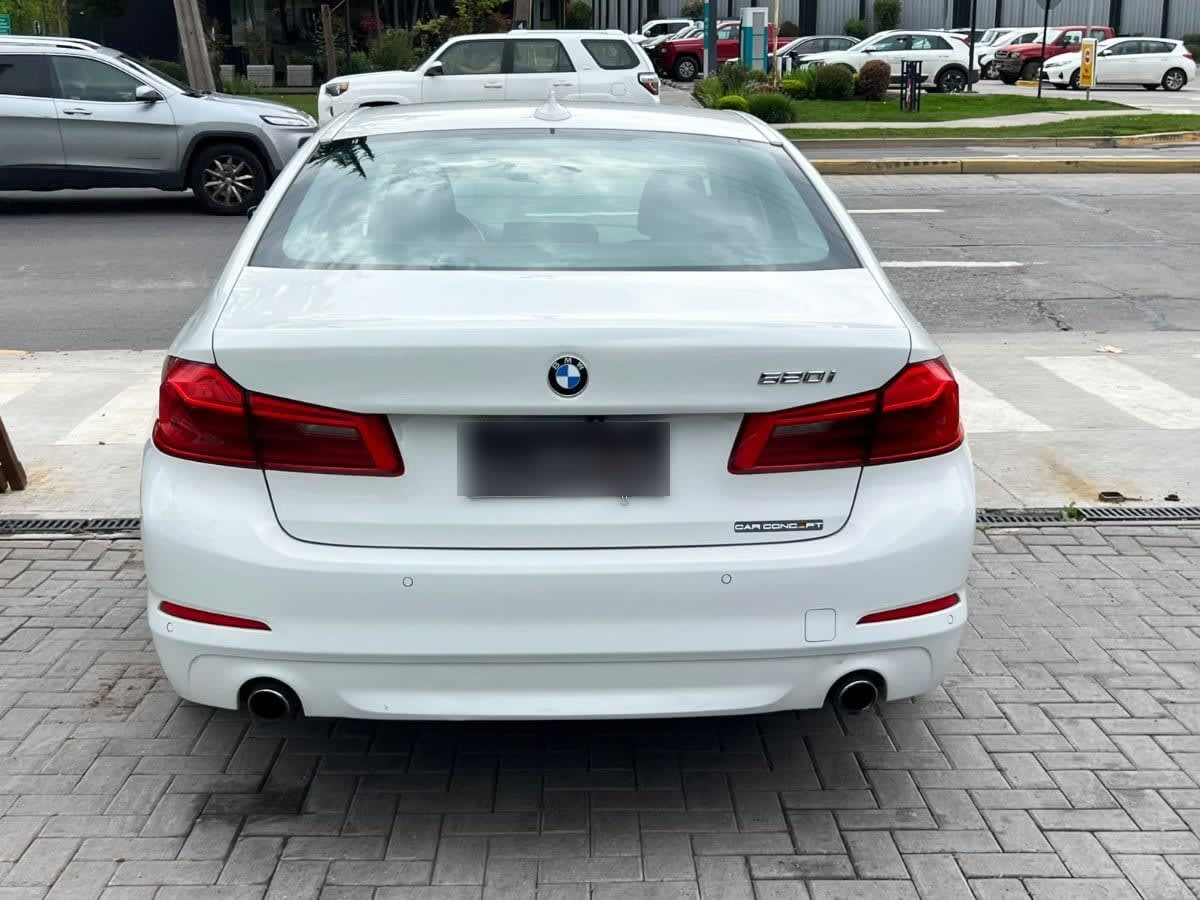 BMW 520i - año 2019
