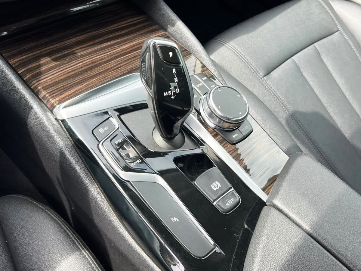 BMW 520i - año 2019
