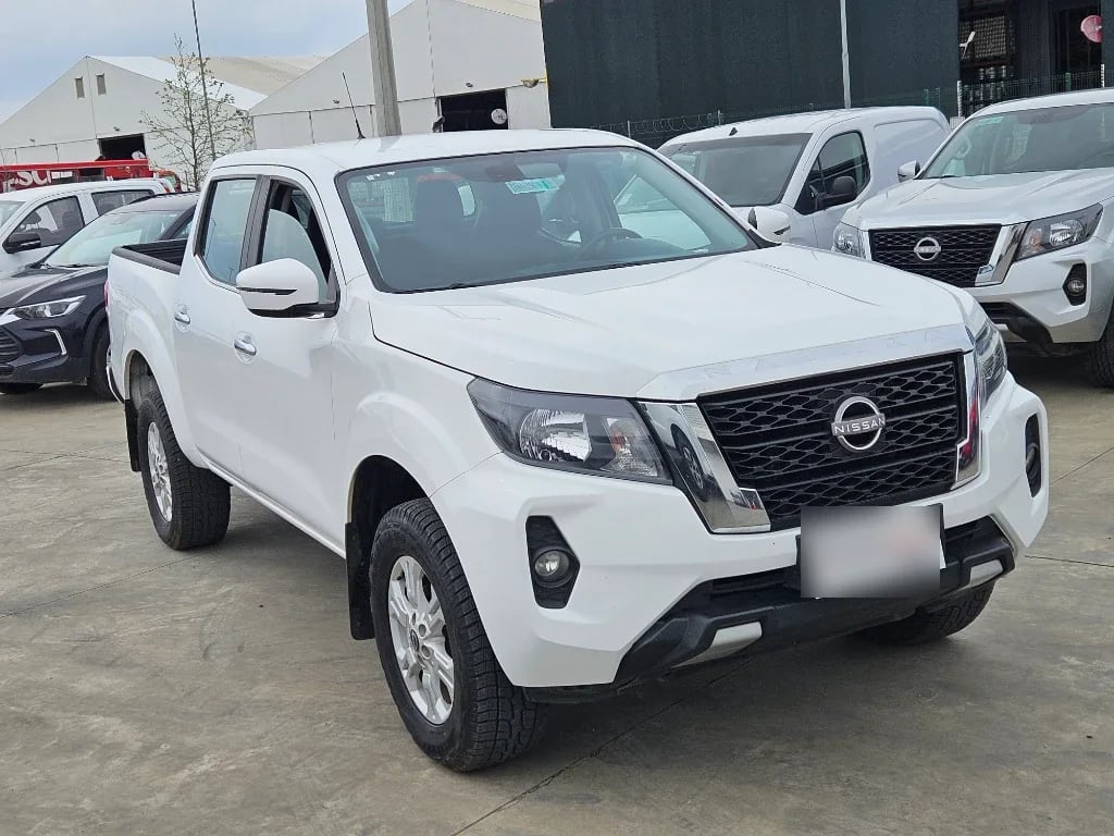 Nissan Navara Navara Dc 4x2 2.3tdi Xe año 2023