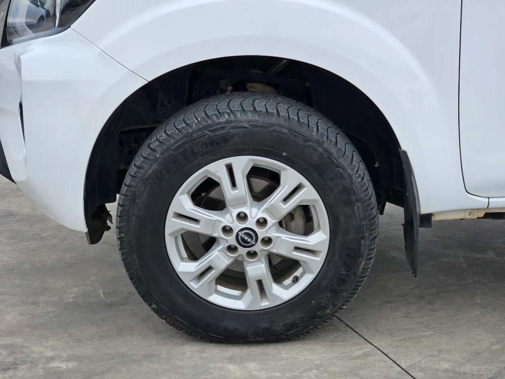 Nissan Navara Navara Dc 4x2 2.3tdi Xe año 2023