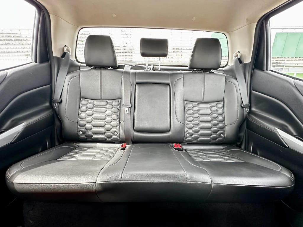 Nissan Navara Navara Dc 4x4 2.3tdi Le At año 2023