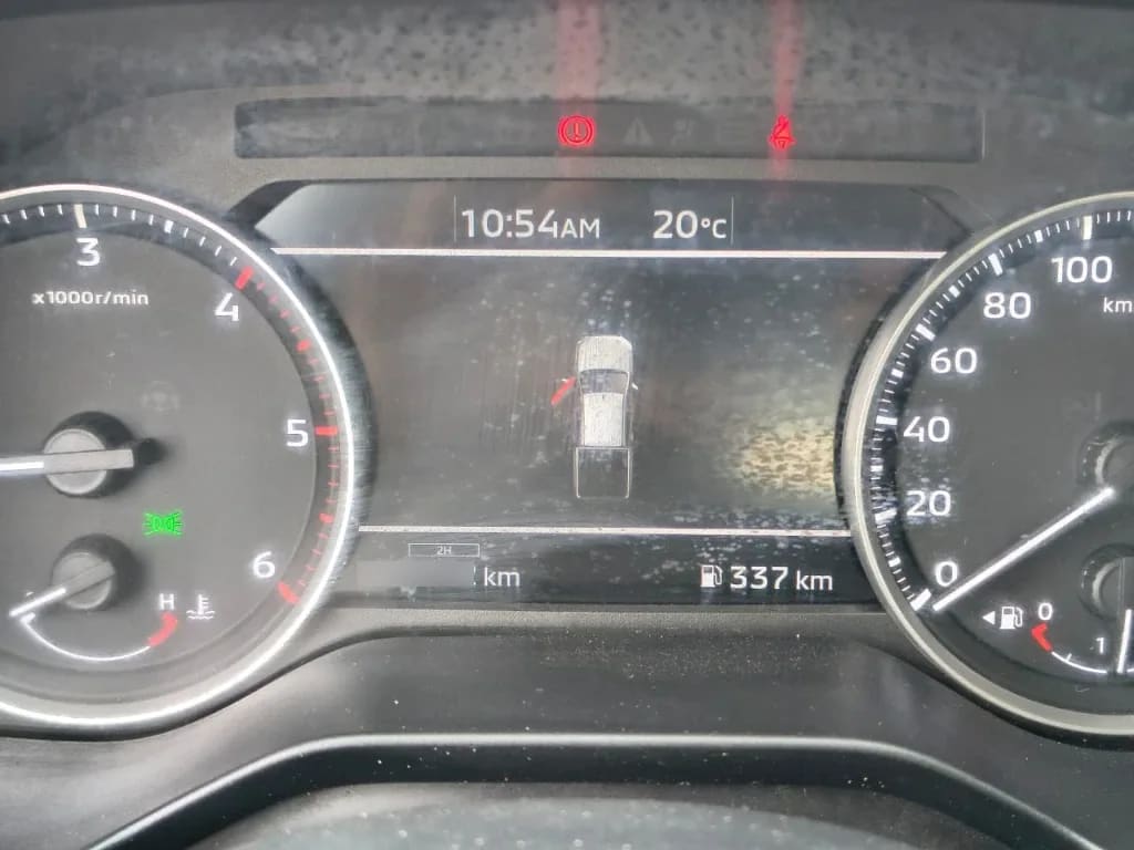 Mitsubishi L200 Katana D/c 2.4 Tdi Mt Xrt 4x4 año 2024