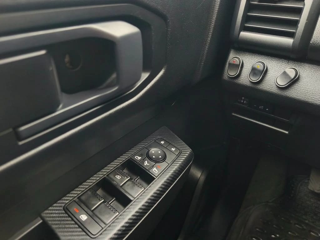 Mitsubishi L200 Katana Xrt 2.4 Mt 4x4 año 2024