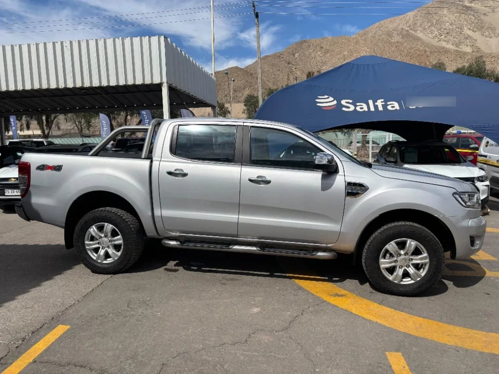 Ford Ranger 3.2 Dsl Xlt At 4x4 Diesel año 2023