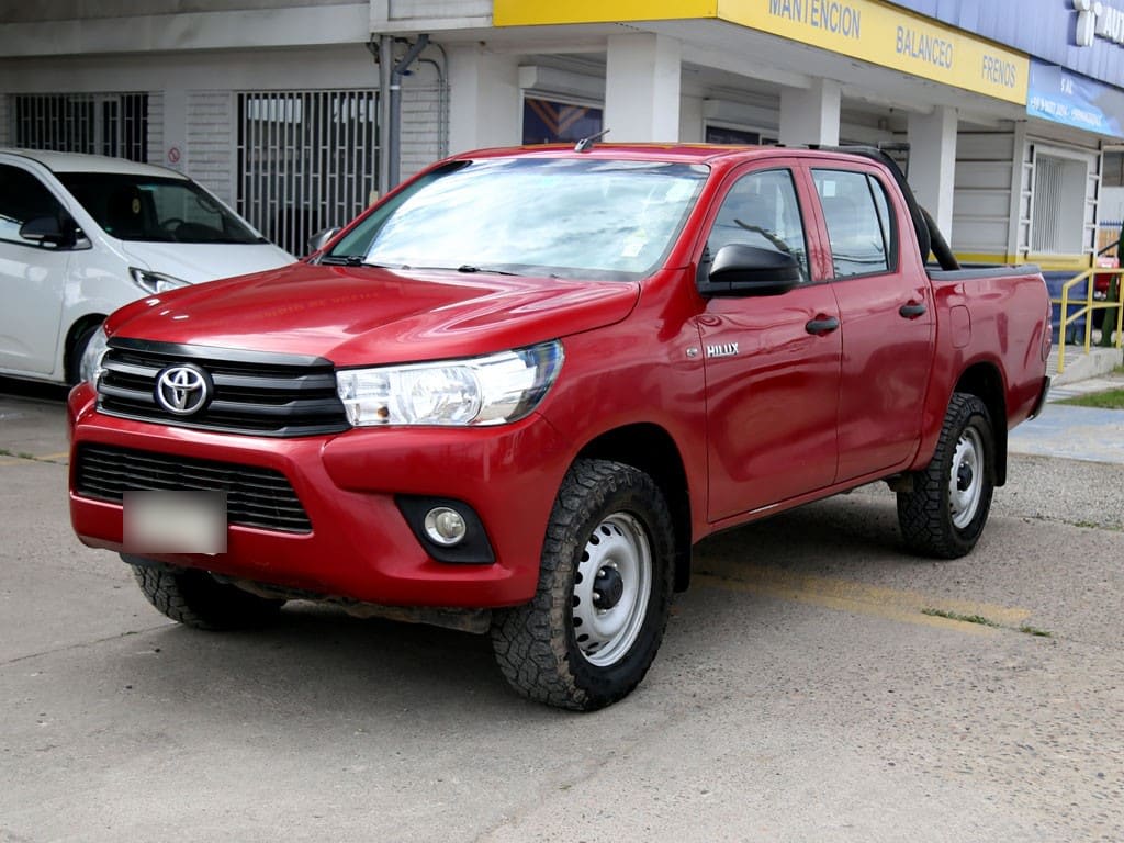 Toyota Hilux 2.4 Dx Diesel 4x4 año 2022