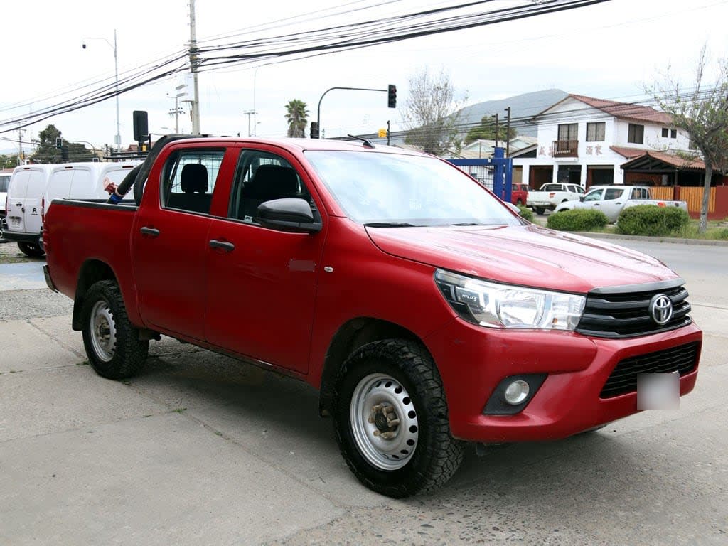 Toyota Hilux Pickup 4p 4x4 2.4 año 2022