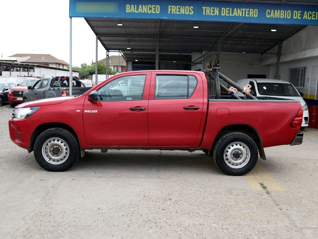 Toyota Hilux Pickup 4p 4x4 2.4 año 2022