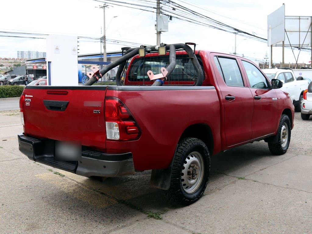 Toyota Hilux Pickup 4p 4x4 2.4 año 2022