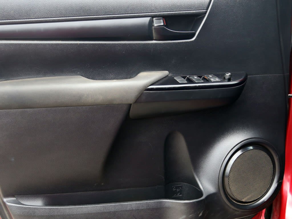 Toyota Hilux Pickup 4p 4x4 2.4 año 2022