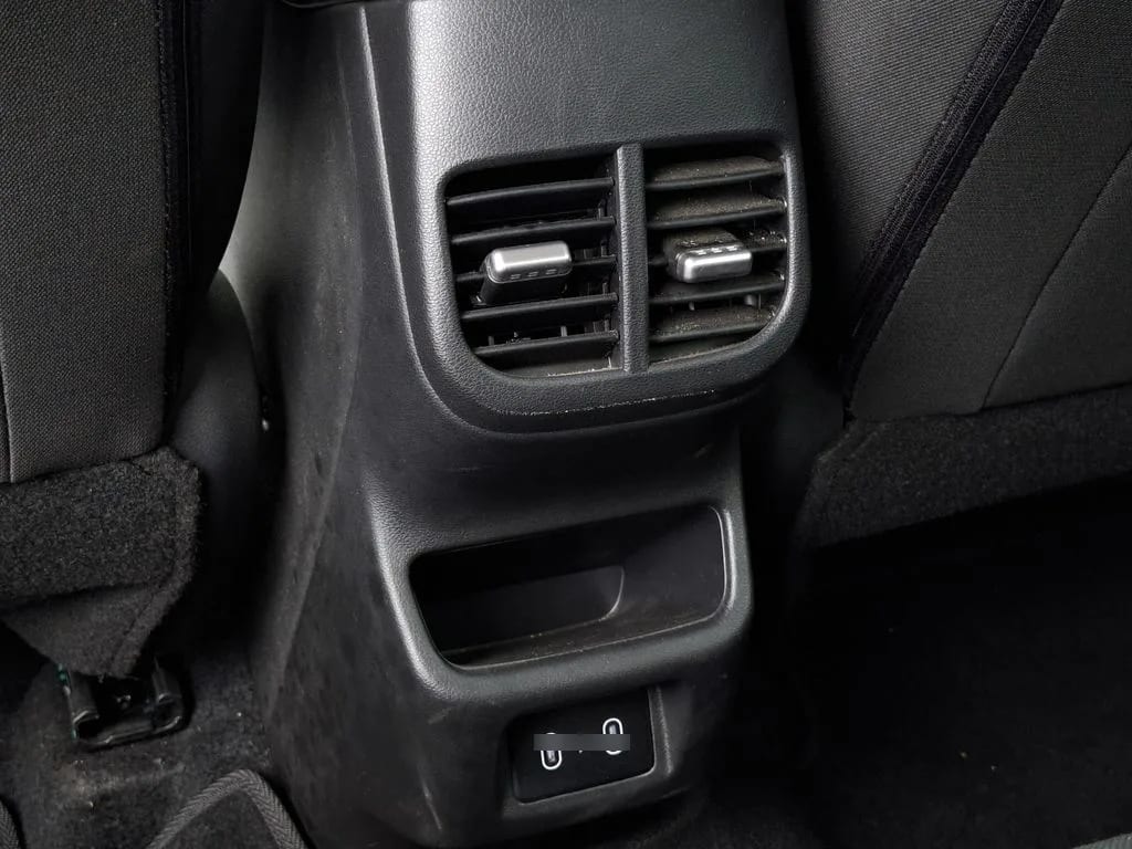 Hyundai Accent Bn7i Mpi Cvt 1.5 At Design año 2025