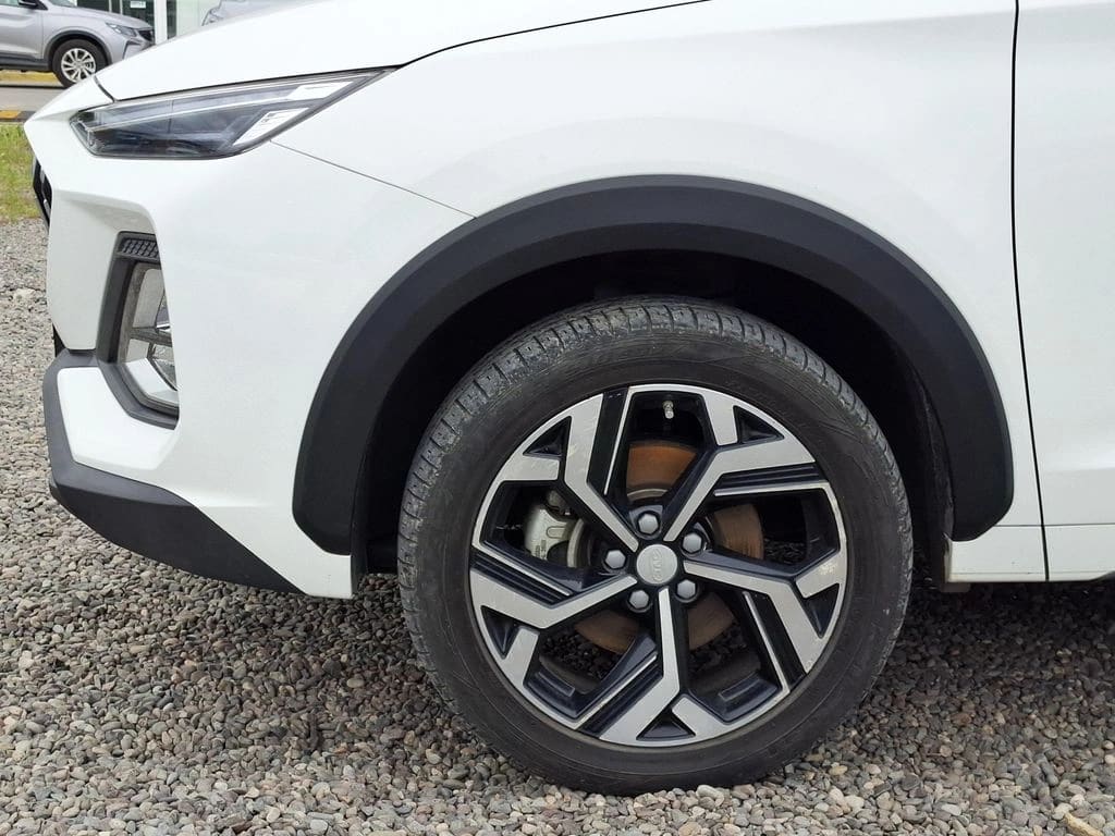 JAC Js8 Luxury 1.5 año 2023