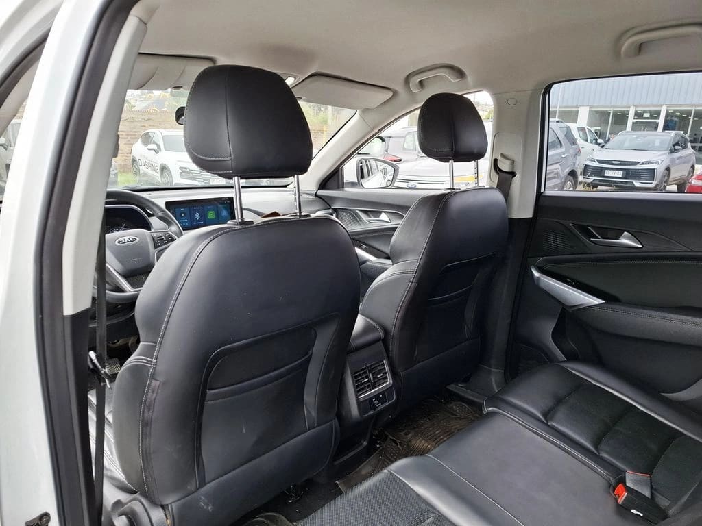 JAC Js8 Luxury 1.5 año 2023