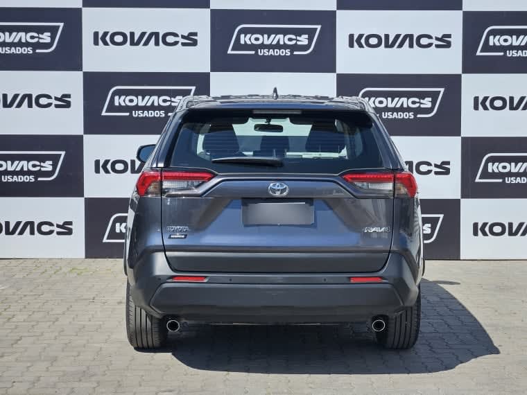 Toyota Rav4 2.0 Le At año 2024
