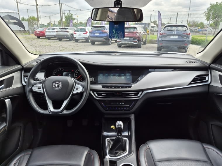 Changan Cs35 Plus Luxury Mt 1.6 año 2022