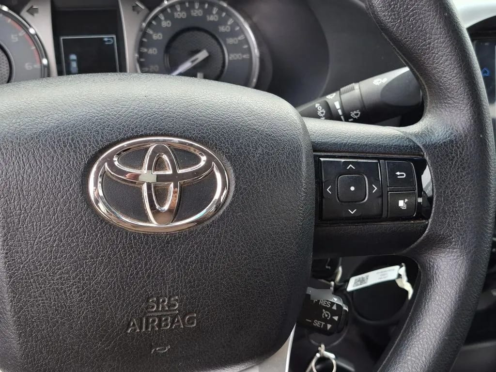 Toyota Hilux Doble Cabina 2.4 4x2 año 2021