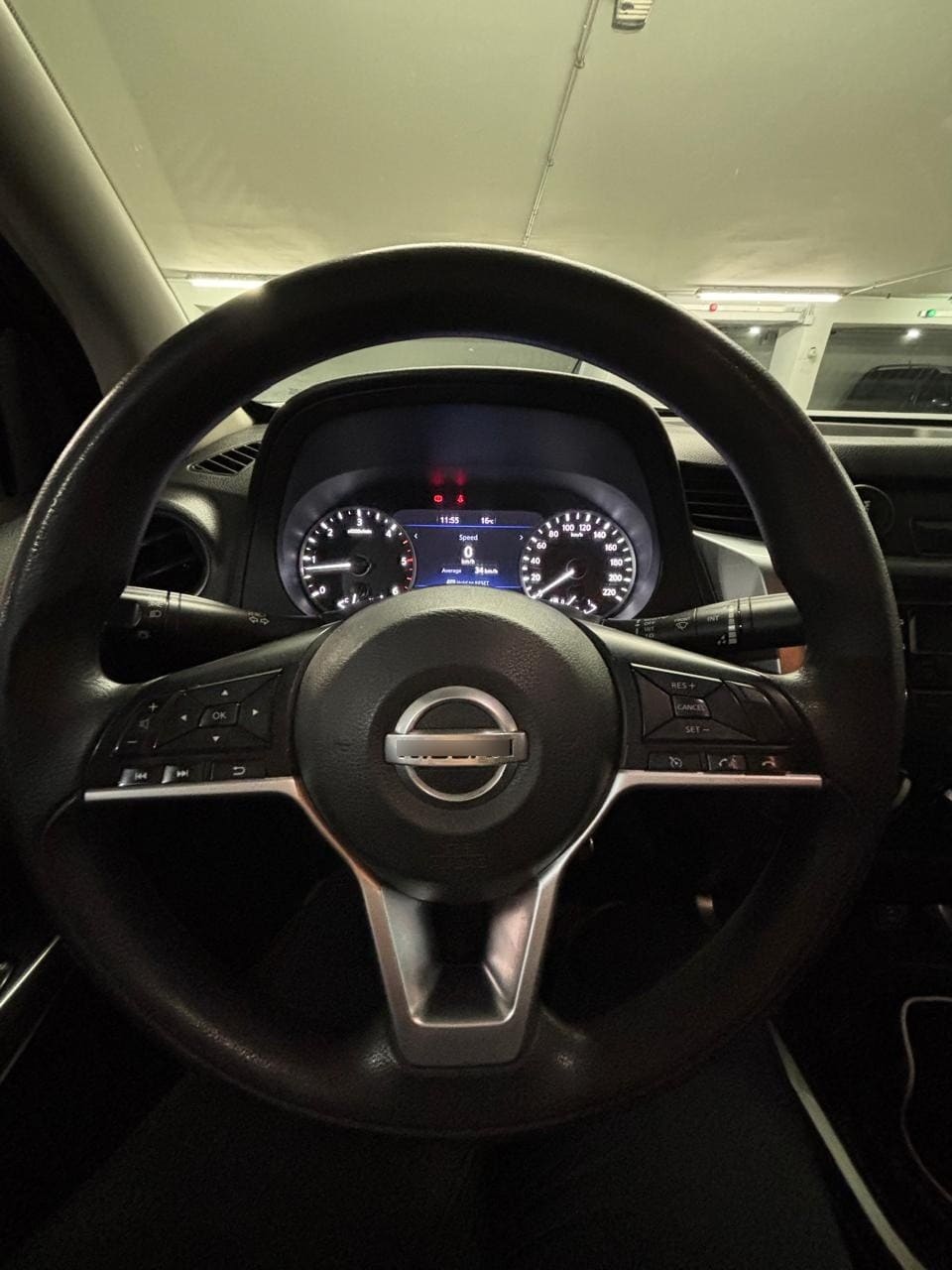 NISSAN NAVARA 2.3 Dc Xe Mt 4x2 Diesel año 2022