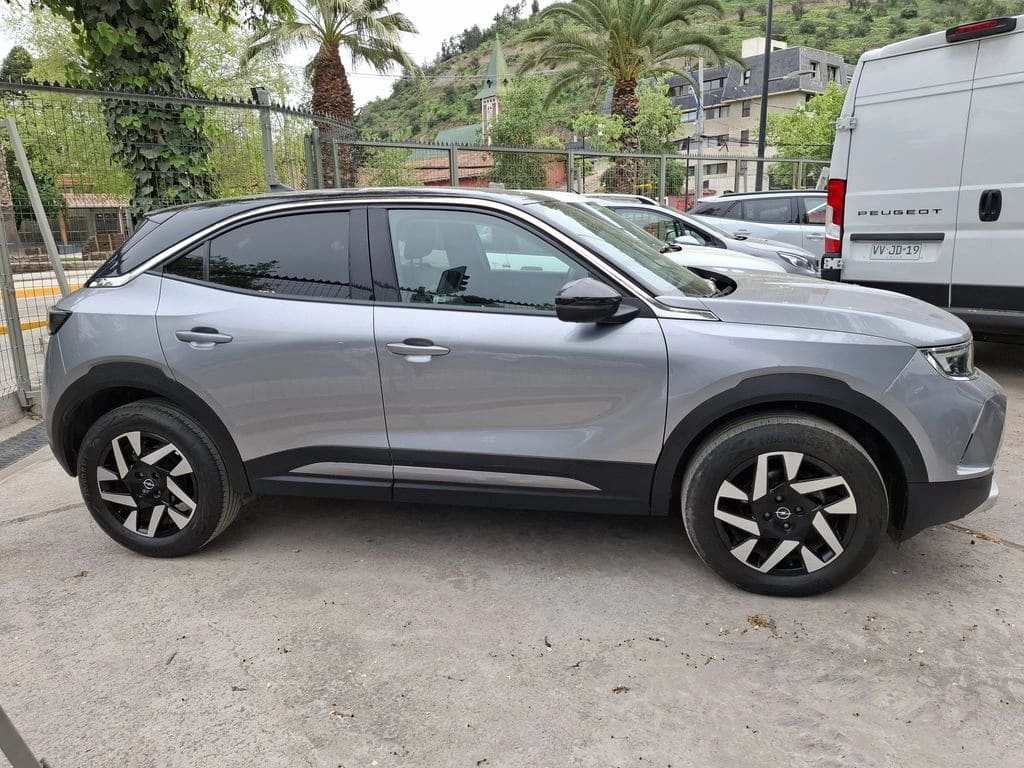 Opel Mokka 1.2t Elegance Mt año 2023