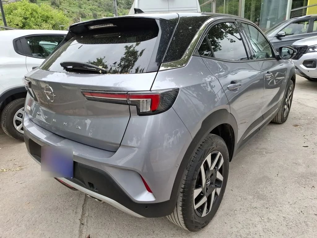 Opel Mokka 1.2t Elegance Mt año 2023