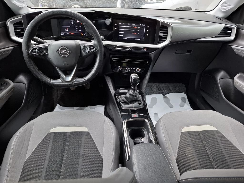 Opel Mokka 1.2t Elegance Mt año 2023