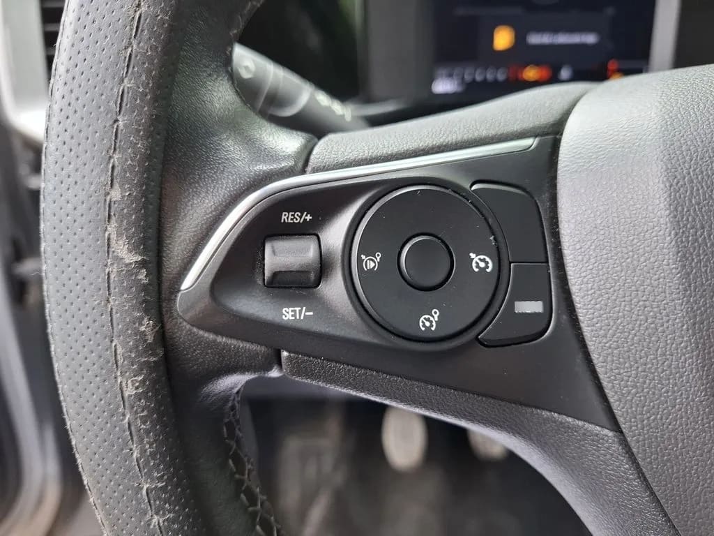 Opel Mokka 1.2t Elegance Mt año 2023