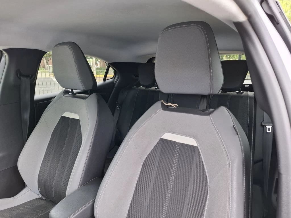 Opel Mokka 1.2t Elegance Mt año 2023