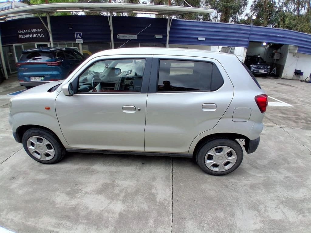 Suzuki S-Presso 1.0 Glx 4x2 Mt 5p año 2021