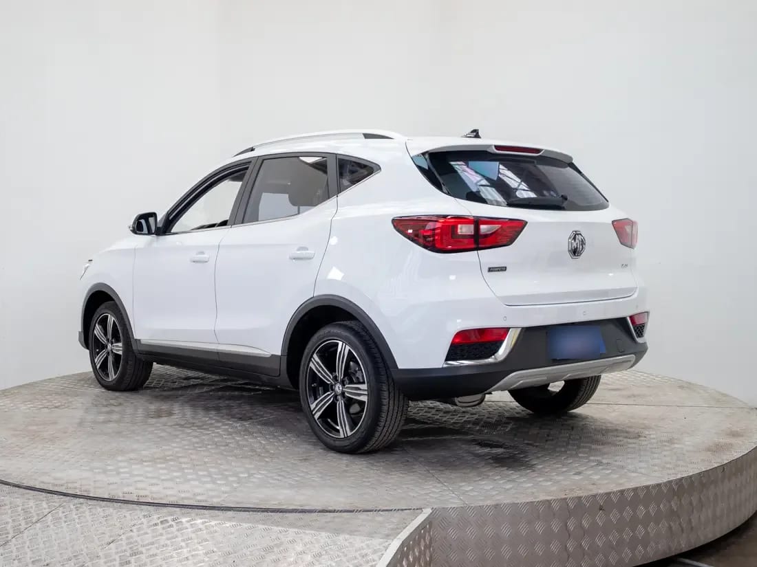 MG Zs 1.5 Com At año 2024