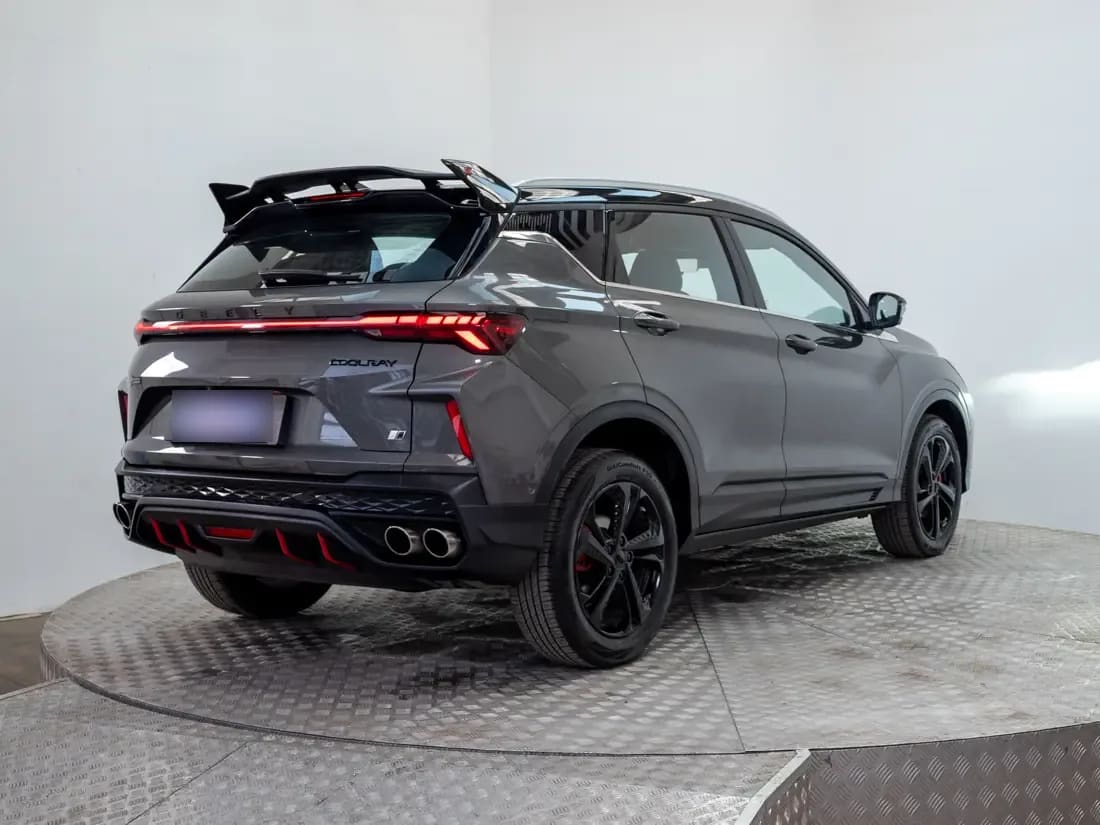 Geely Coolray 1.5 Sport 7dct At año 2025