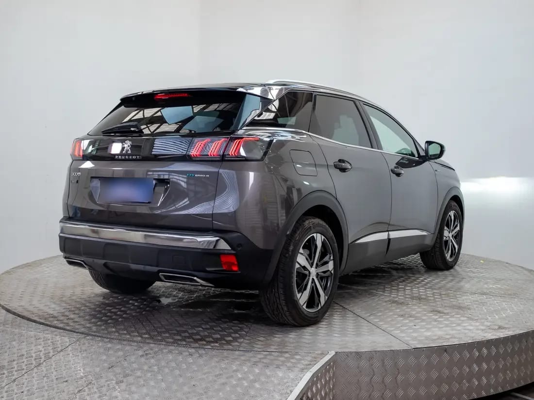 Peugeot 3008 3008 Hybrid 300 4x4 1.6 Aut año 2023
