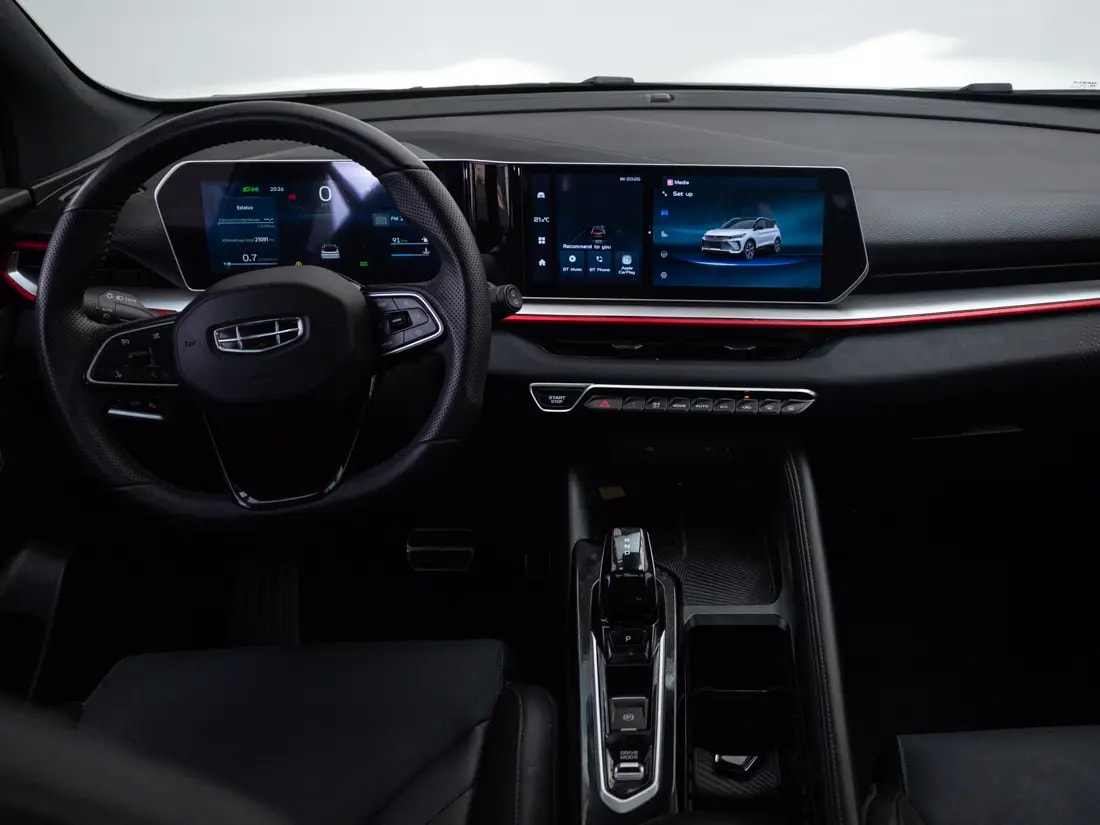 Geely Coolray 1.5 Sport 7dct At año 2025