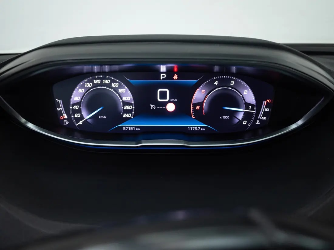 Peugeot 3008 1.5 Allure Pack Bluehdi 130 At Diesel año 2023