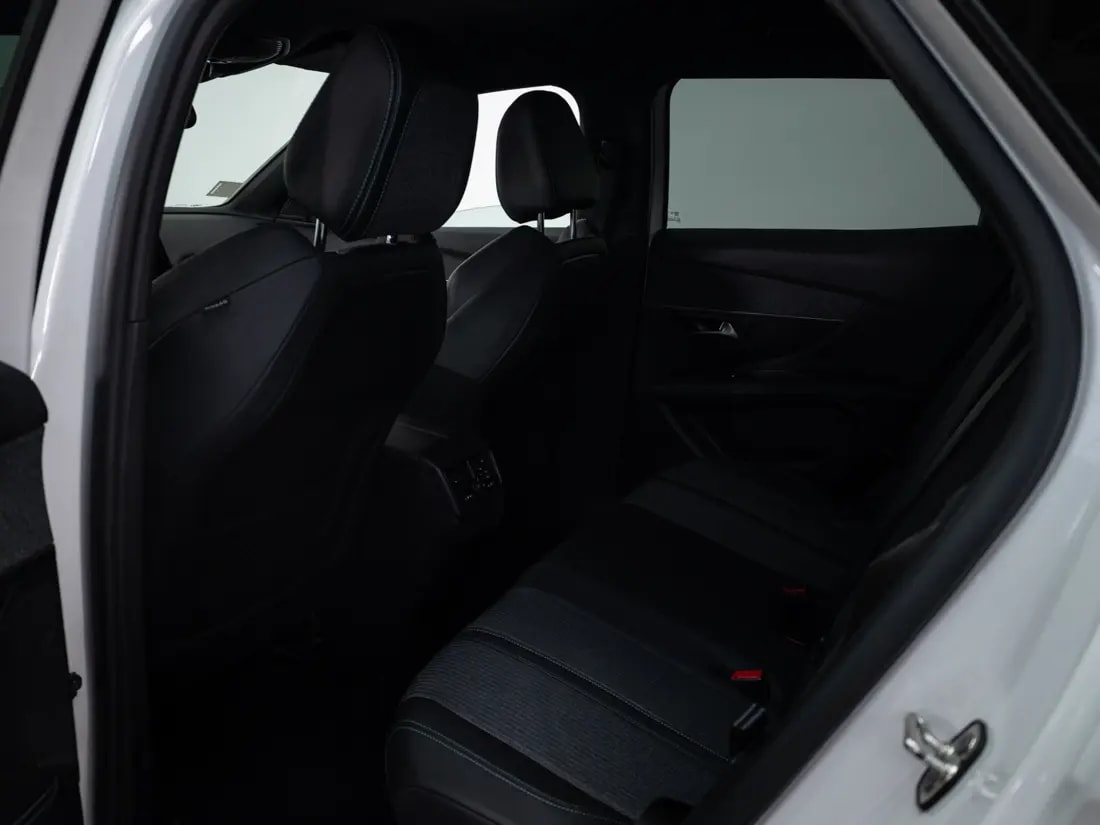 Peugeot 3008 1.5 Allure Pack Bluehdi 130 At Diesel año 2023