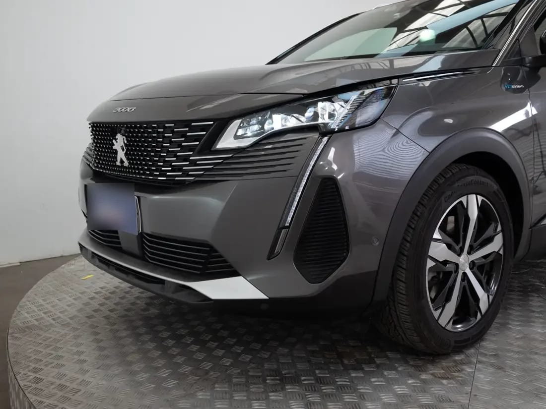 Peugeot 3008 3008 Hybrid 300 4x4 1.6 Aut año 2023