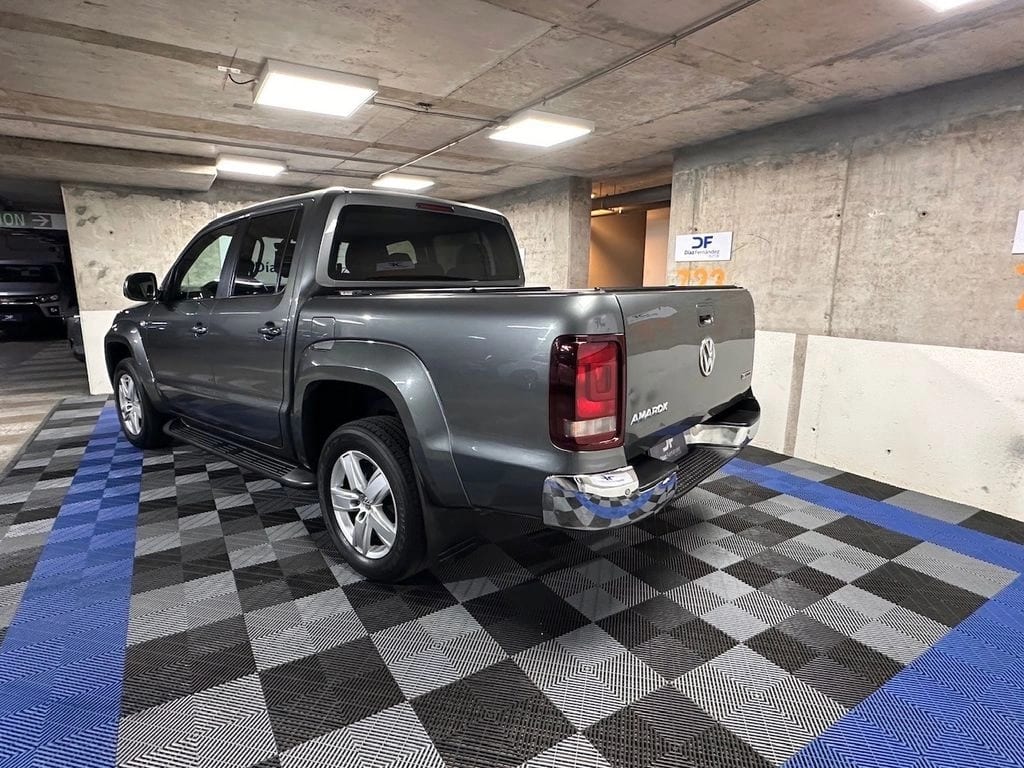 Volkswagen Amarok 2.0 Trendline 4motion Diesel Dob. Cab. 4wd At 4p año 2021