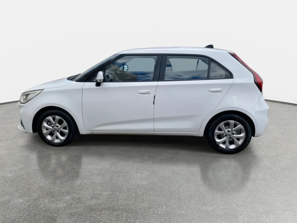 MG Mg 3 1.5 Std 4x2 Hb At 5p año 2022