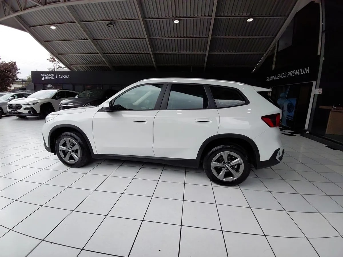 BMW X1 1.5t 18i Dynamic S-Drive 4x2 At 5p año 2025