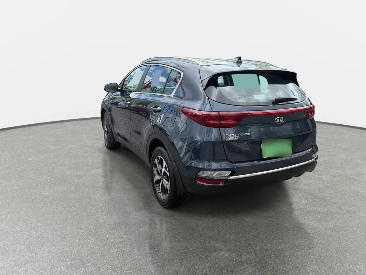 Kia Sportage 2.0 Lx 2wd 6at 5p año 2021