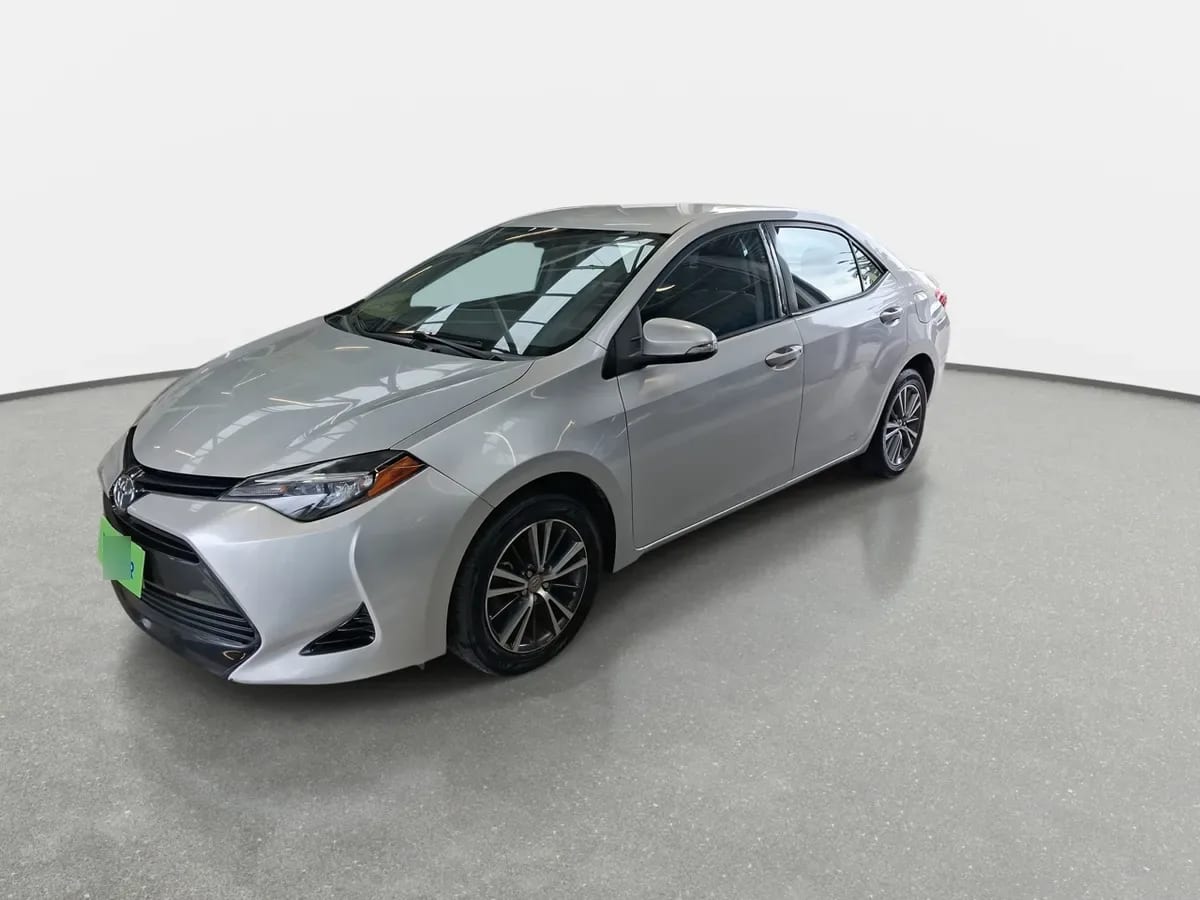 Toyota Corolla 1.8 Gl 4x2 Mt 4p año 2017