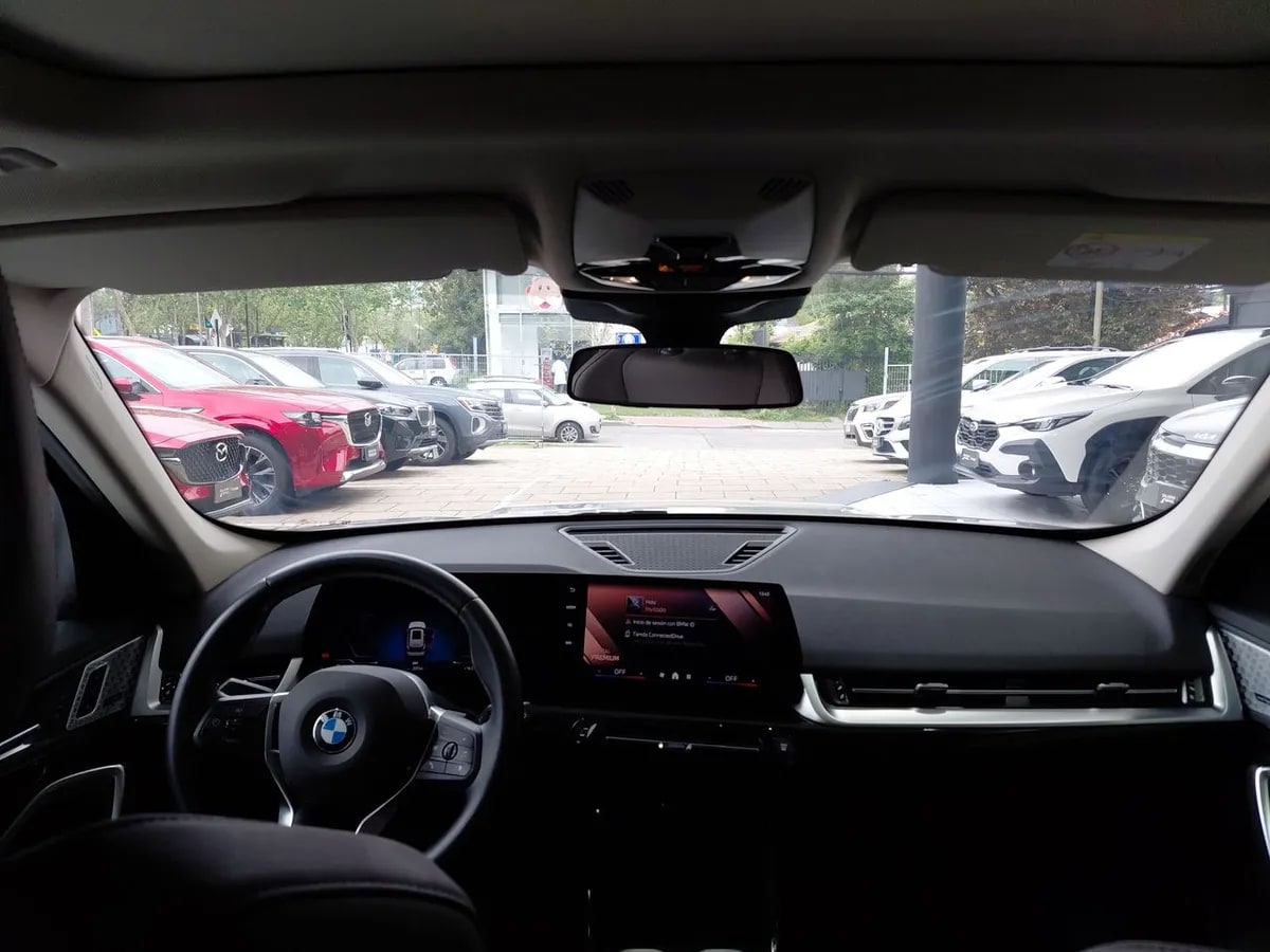 BMW X1 1.5t 18i Dynamic S-Drive 4x2 At 5p año 2025