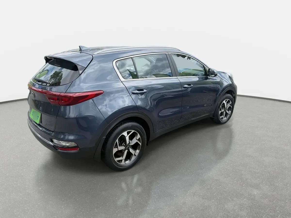 Kia Sportage 2.0 Lx 2wd 6at 5p año 2021
