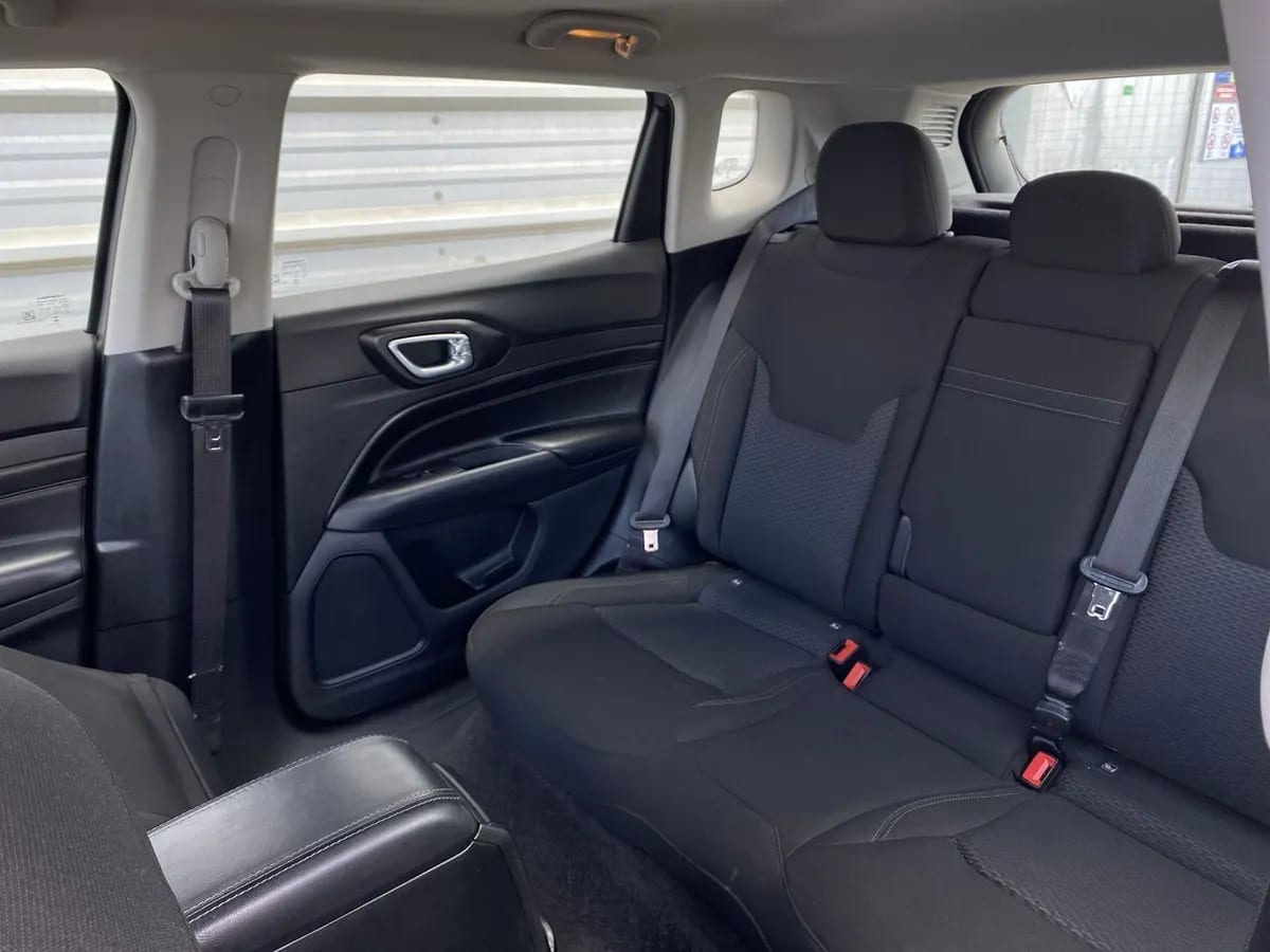 Jeep Compass 1.3 Sport 4x2 At 5p año 2024