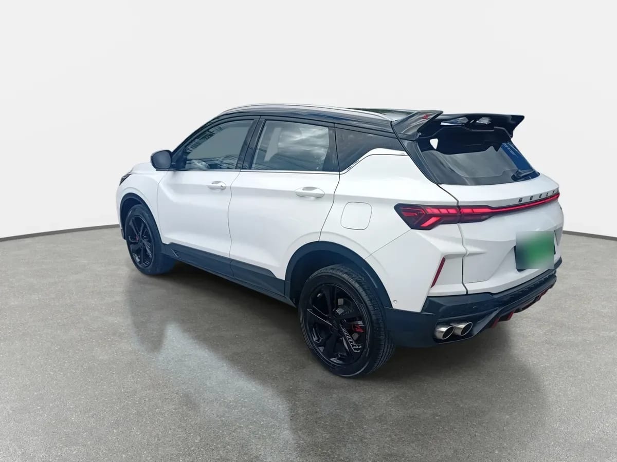 Geely Coolray 1.5 Gf Sport 4x2 At 5p año 2026