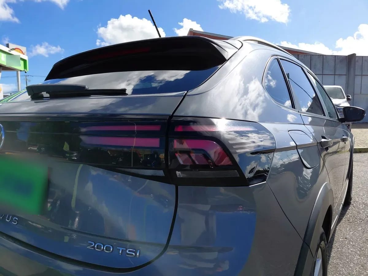 Volkswagen Nivus 1.0 Tsi Comfortline 4x2 At 5p año 2024