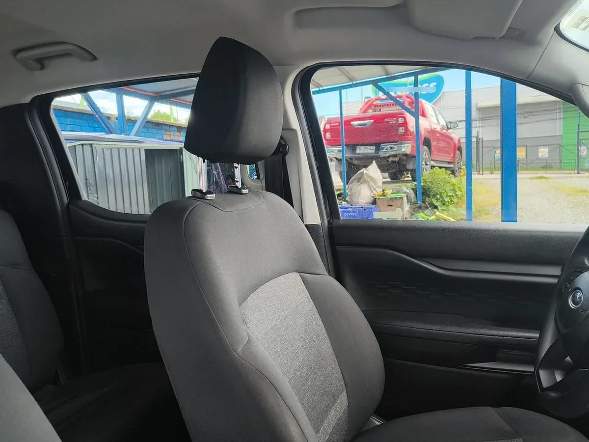 Ford Ranger 2.0 Xl Diesel 4x4 Dob. Cab. Mt 4p año 2025