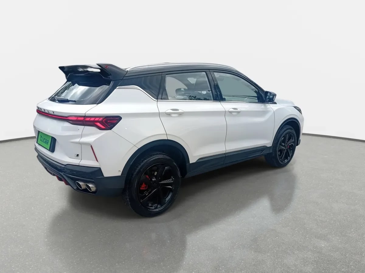 Geely Coolray 1.5 Gf Sport 4x2 At 5p año 2026
