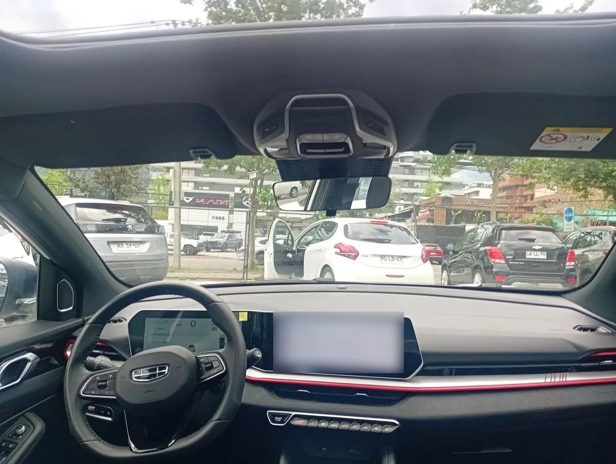 Geely Coolray 1.5 Gf Sport 4x2 At 5p año 2026