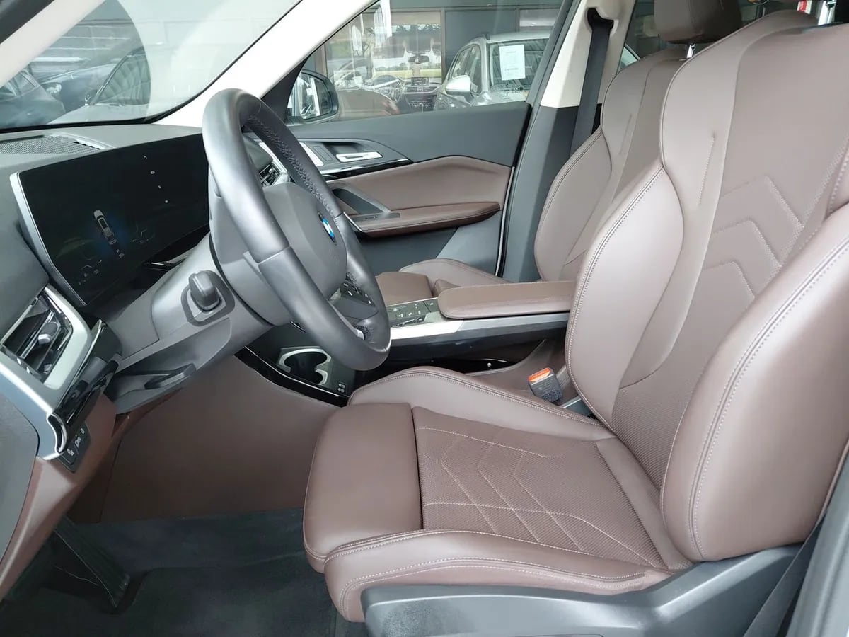 BMW X1 1.5t 18i Dynamic S-Drive 4x2 At 5p año 2025