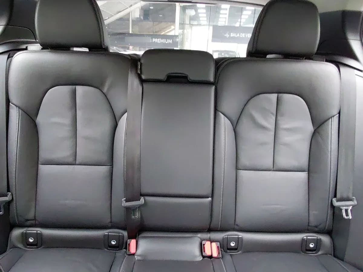 Volvo Xc40 2.0 B4 Plus Hibrido Fwd At 5p año 2024