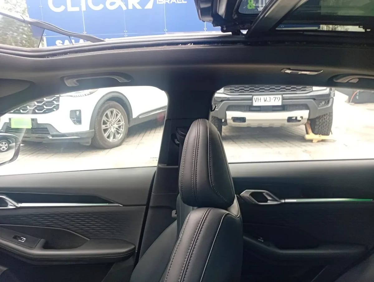 Geely Coolray 1.5 Gf Sport 4x2 At 5p año 2026