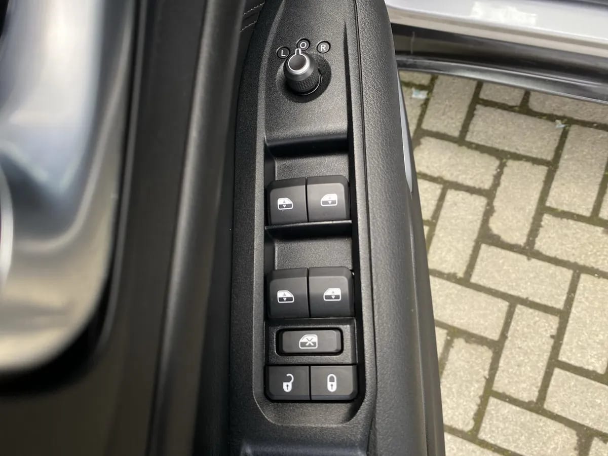 Jeep Compass 1.3 Sport 4x2 At 5p año 2024